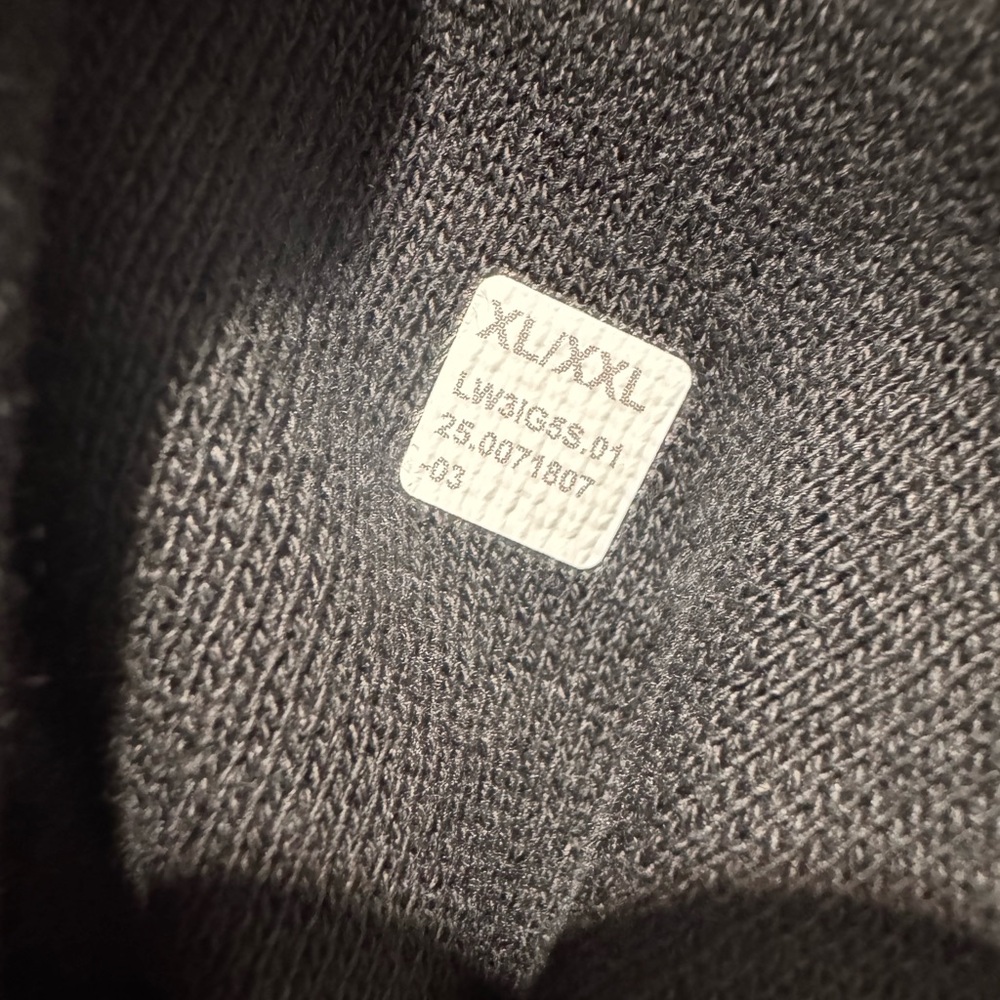 Auth. ✅ Lululemon Oversized Full Zip Scuba in “Black/Gold” Size XL/XXL 🖤💛 - Picture 7 of 11